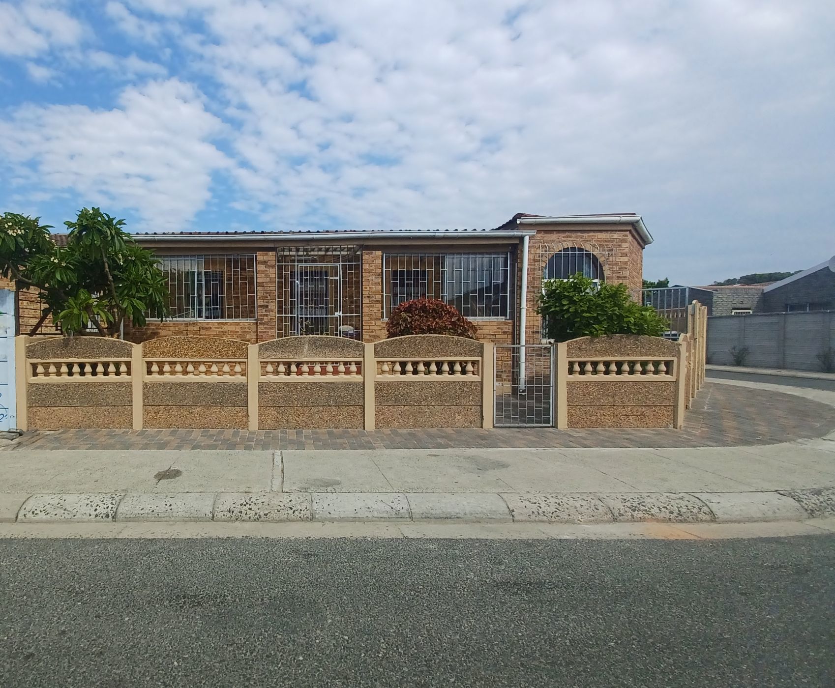 House for sale in Westridge, Mitchells Plain - 1MN1734364