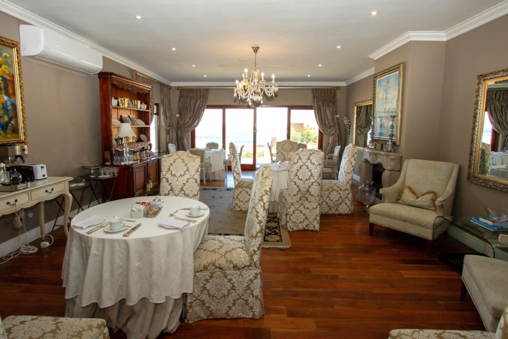 Multi-storey house for sale in Bloubergstrand - 1TV1733407