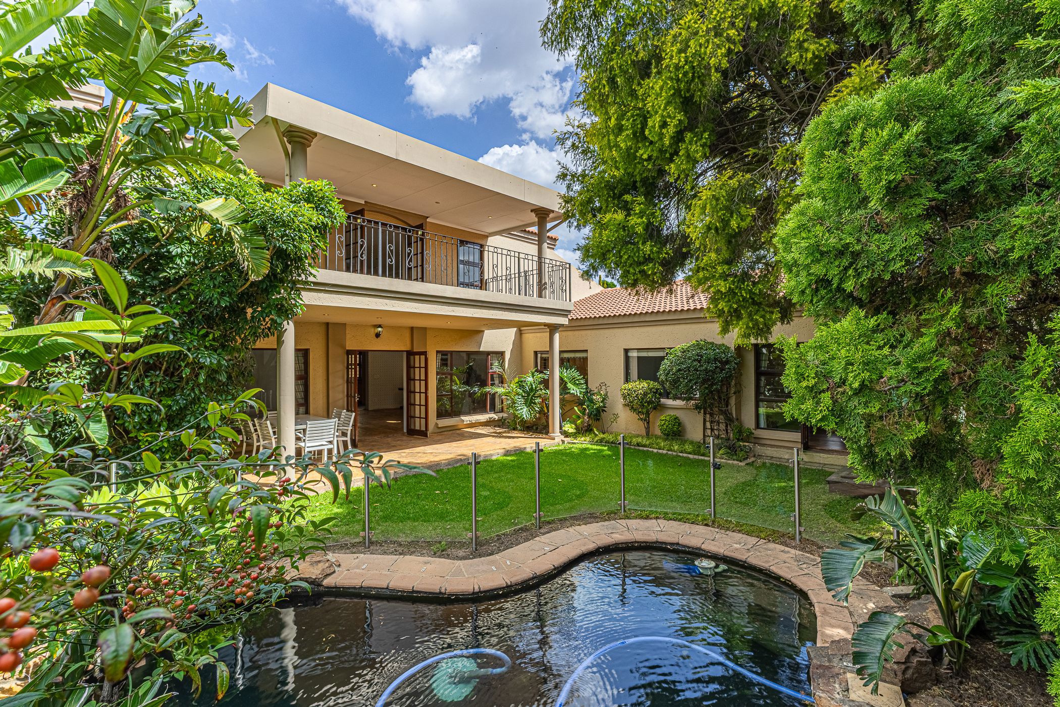 Cluster for sale in Bryanston - HP1733030