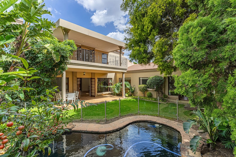 Cluster for sale in Bryanston - HP1733030