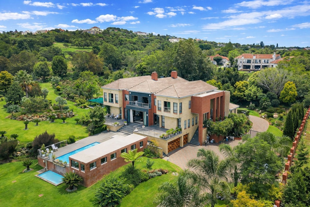 House for sale in Cornwall Hill - CN1733720