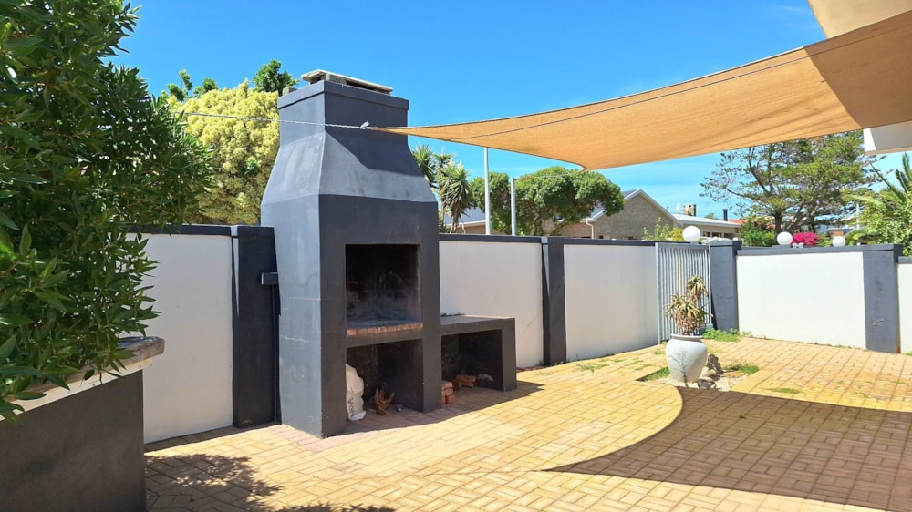 House for sale in Hartenbos - 1MB1732638