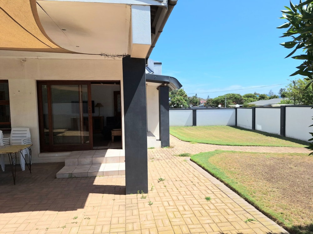 House for sale in Hartenbos - 1MB1732638