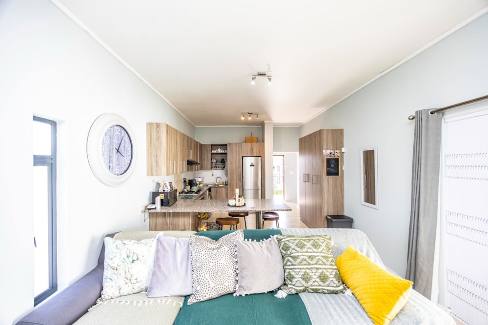 Townhouse for sale in Nahoon Valley Park - 1EZ1732342 Townhouse for sale in Nahoon Valley Park - 1EZ1732342