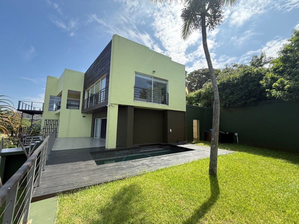 Double-storey house to rent in La Lucia - 1ND1735157