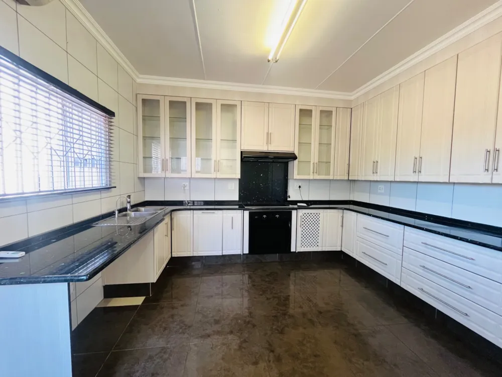 Townhouse let in Aviary Hill - 1NW1732385