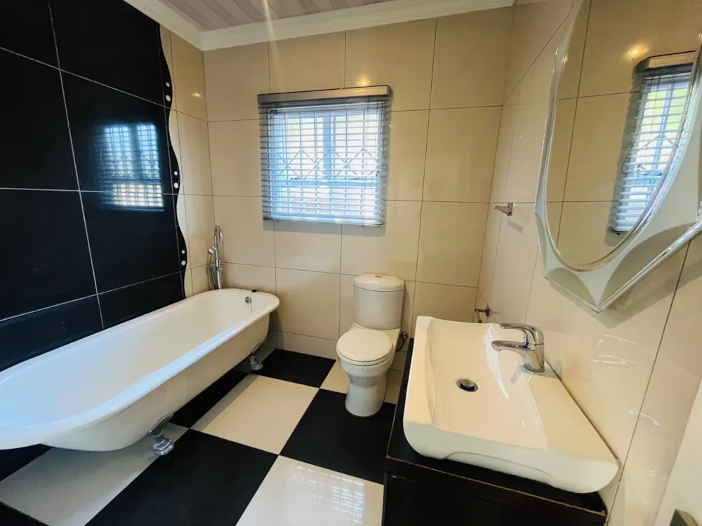 Townhouse let in Aviary Hill - 1NW1732385