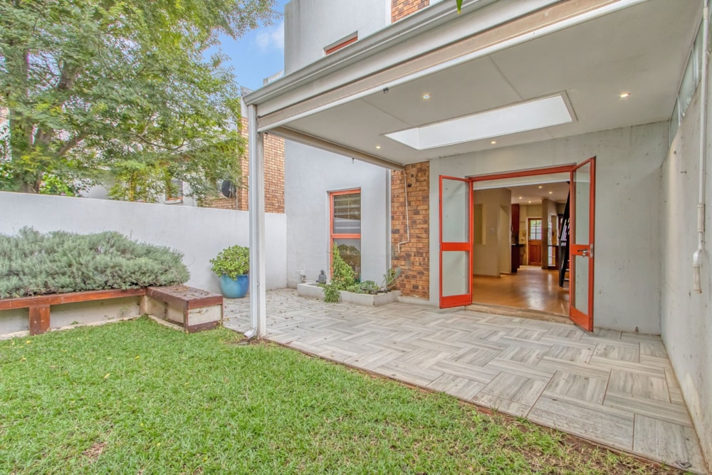 Townhouse for sale in Fourways Area - FW1733945