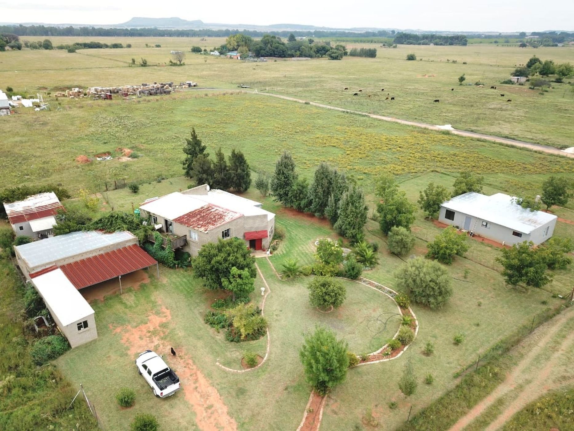 Smallholding for sale in Bloemdal - 1BX1735048