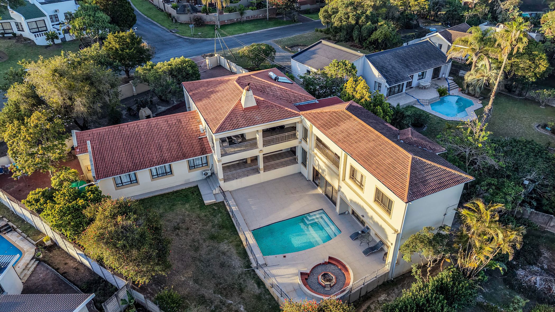 House for sale in Beacon Bay - 1EZ1730149