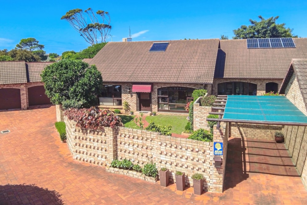 Townhouse for sale in Greenacres, Port Elizabeth, Gqeberha - 1PLZ1734897