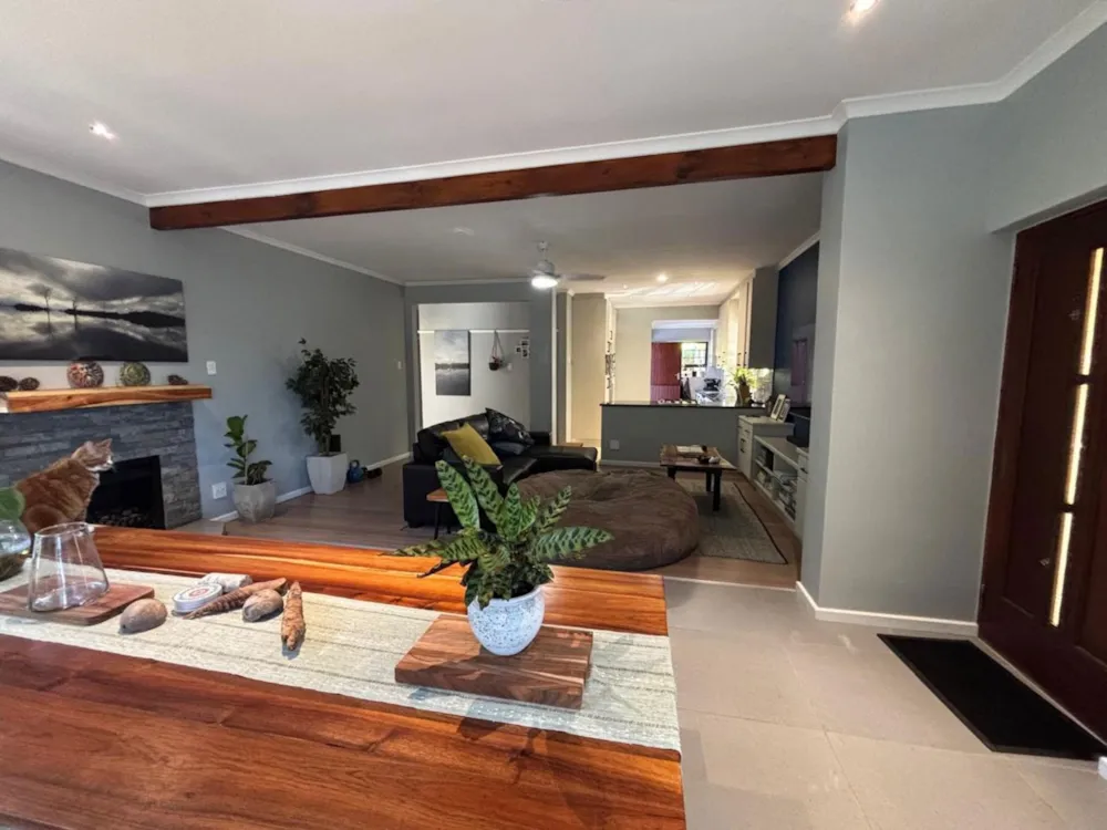 House let in Glenhurd - 1PLZ1733717 House let in Glenhurd - 1PLZ1733717