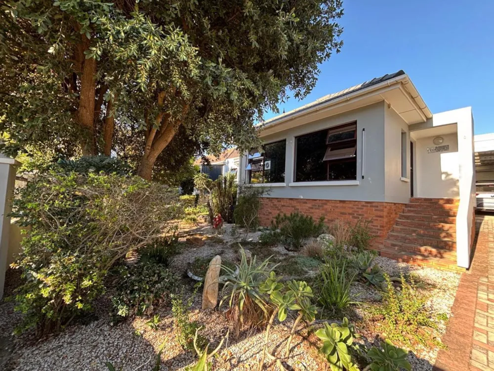 House let in Glenhurd - 1PLZ1733717 House let in Glenhurd - 1PLZ1733717