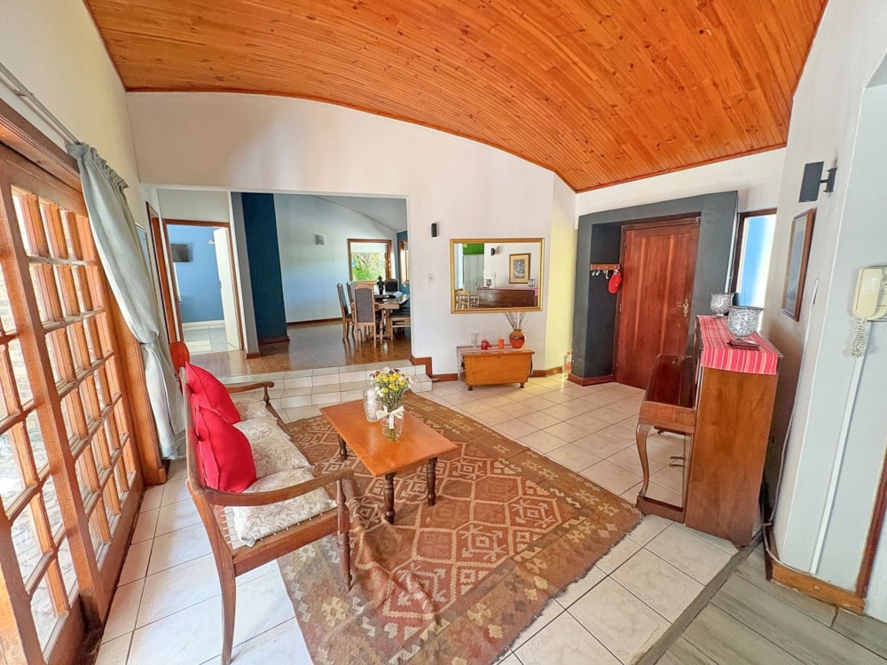 House for sale in Walmer - 1PLZ1711819 House for sale in Walmer - 1PLZ1711819