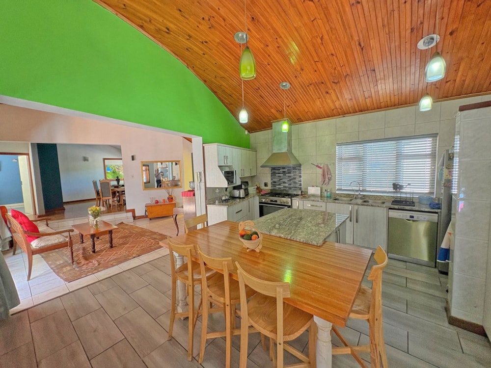 House for sale in Walmer - 1PLZ1711819 House for sale in Walmer - 1PLZ1711819