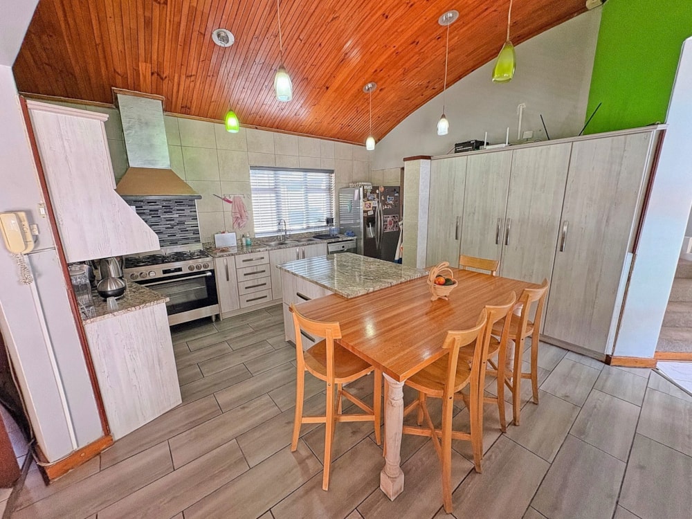 House for sale in Walmer - 1PLZ1711819 House for sale in Walmer - 1PLZ1711819