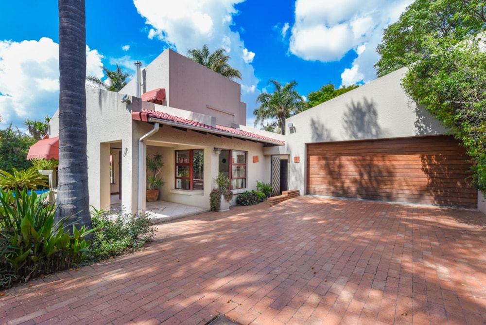 House for sale in Lonehill - FW1735159