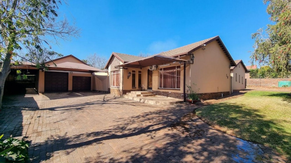 House for sale in Aerorand - 1MD1733108 House for sale in Aerorand - 1MD1733108