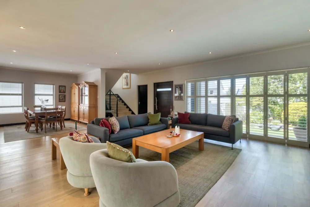 House sold in Schonenberg Estate - SW1723947