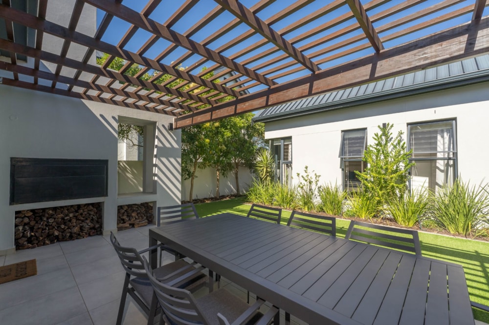 House for sale in Sitari Country Estate - SW1734467