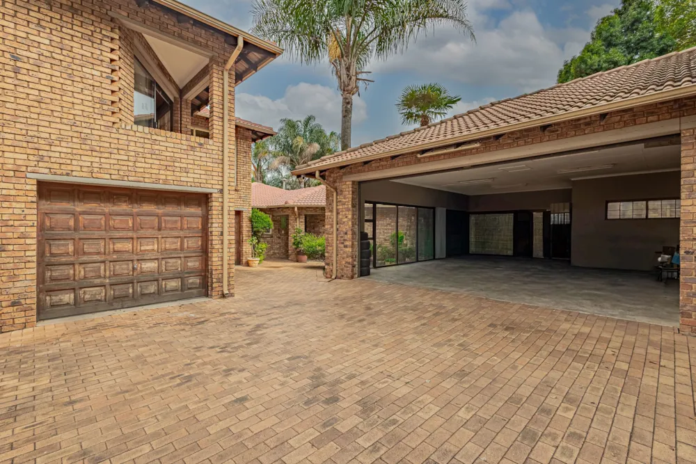 House for sale in Sunward Park - BOK1754161