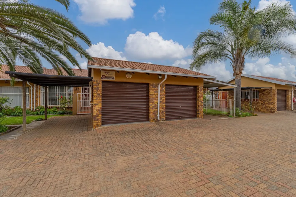 Townhouse for sale in Sunward Park - BOK1729516 Townhouse for sale in Sunward Park - BOK1729516