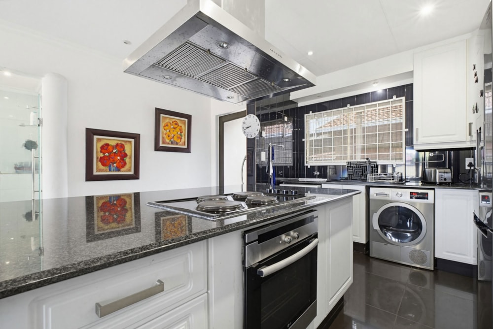 Townhouse for sale in Sunward Park - BOK1729516 Townhouse for sale in Sunward Park - BOK1729516