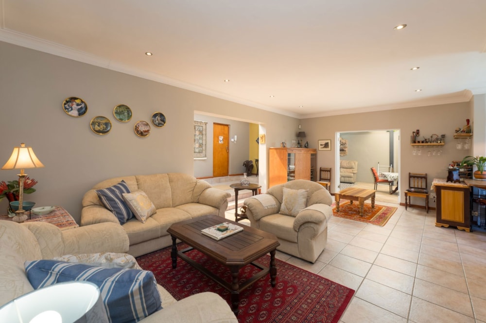 House for sale in Die Wingerd, Somerset West - SW1734022