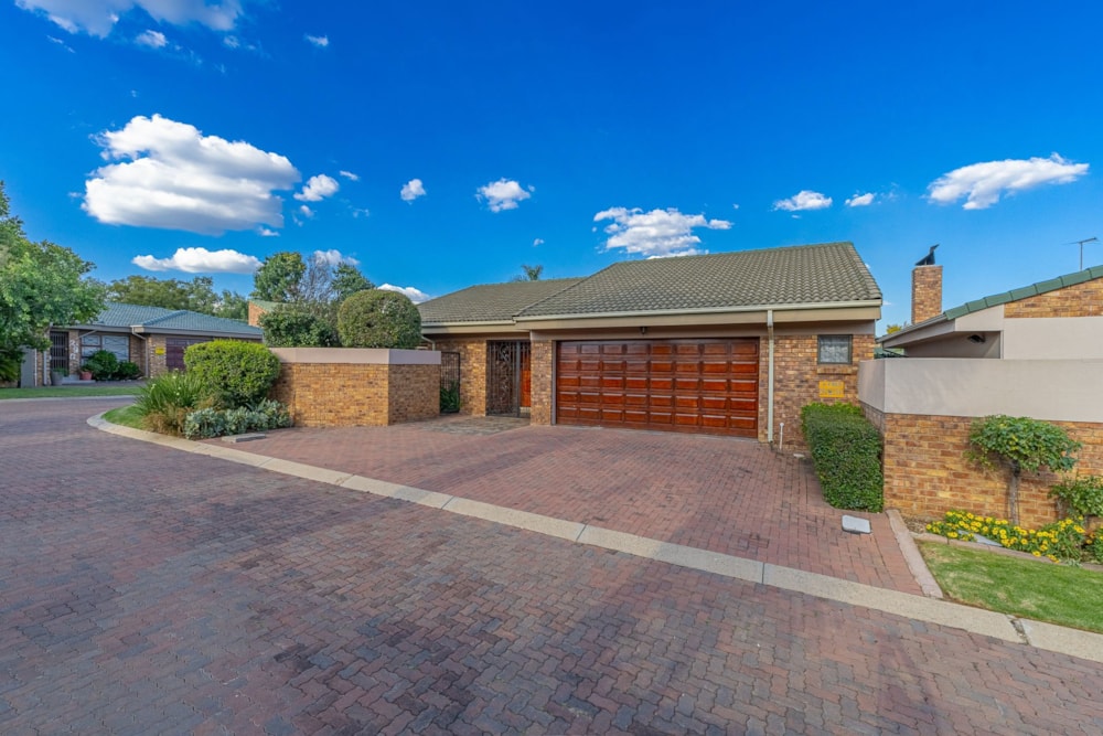 House for sale in Bartlett - BOK1733431 House for sale in Bartlett - BOK1733431