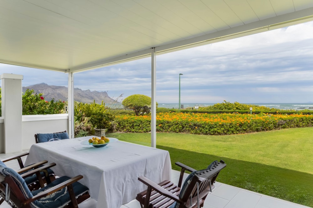 Beach bungalow for sale in Greenways - SW1733671 Beach bungalow for sale in Greenways - SW1733671