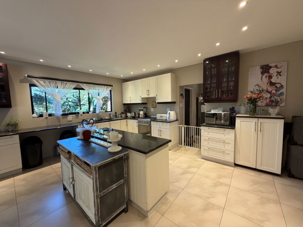 House for sale in Chase Valley Heights - 1PM1732632 House for sale in Chase Valley Heights - 1PM1732632