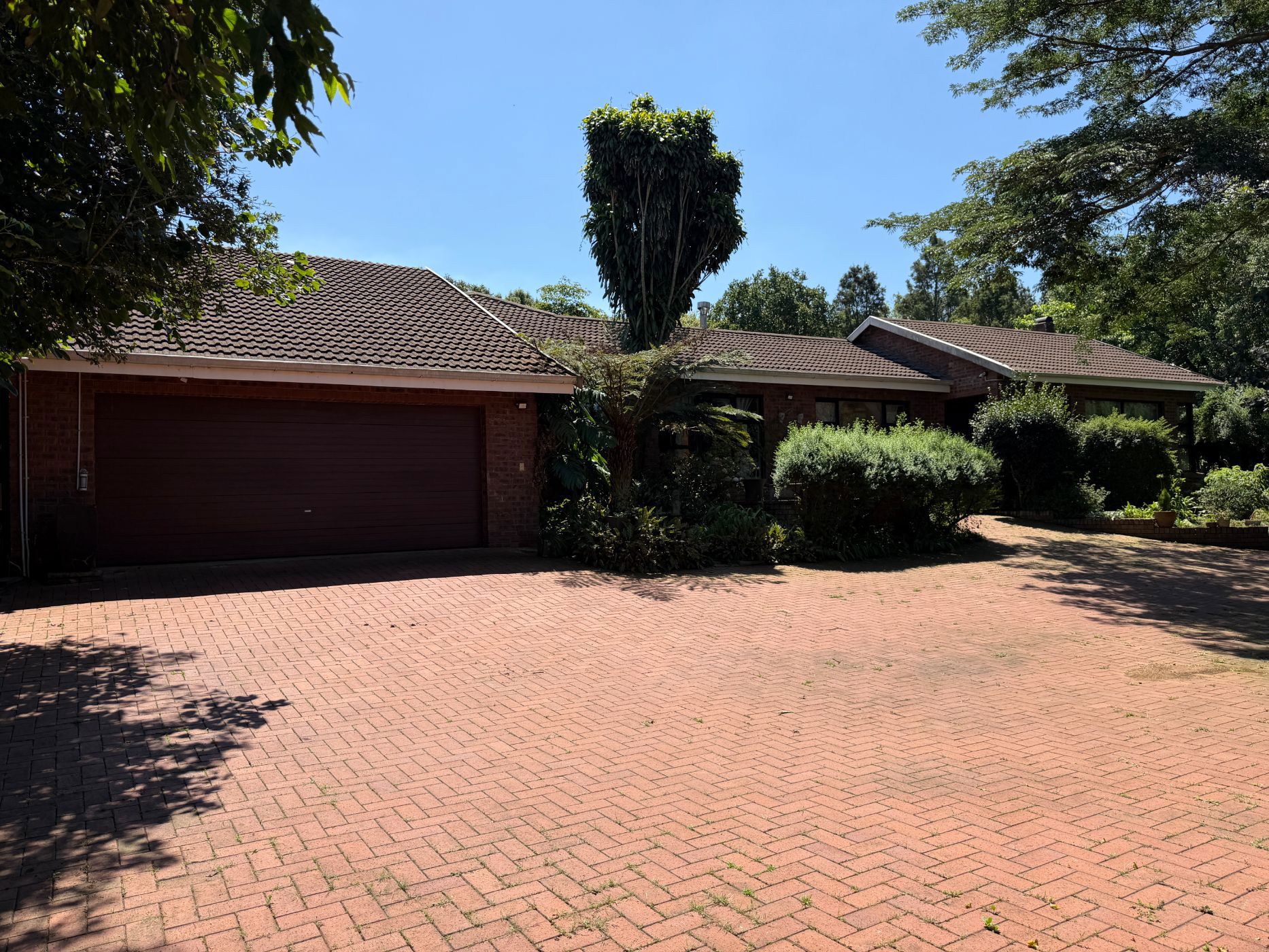 House for sale in Chase Valley Heights - 1PM1732632