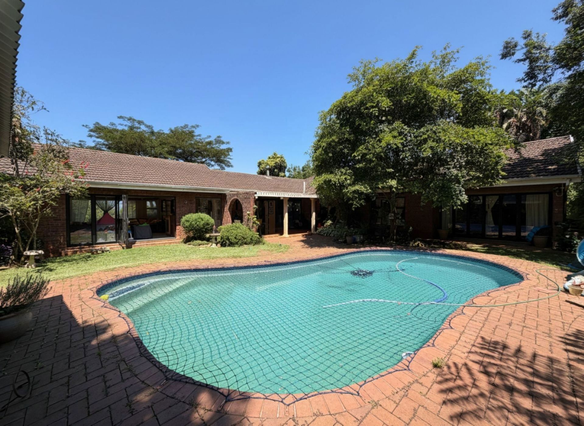 House for sale in Chase Valley Heights - 1PM1732632