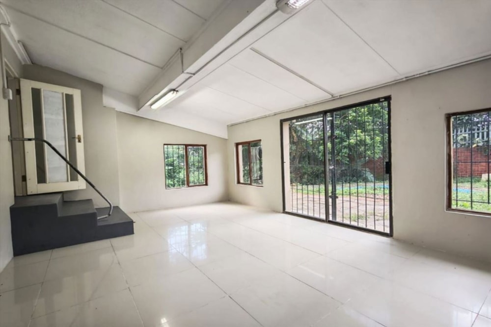 House for sale in Amanzimtoti - 1WB1734273 House for sale in Amanzimtoti - 1WB1734273