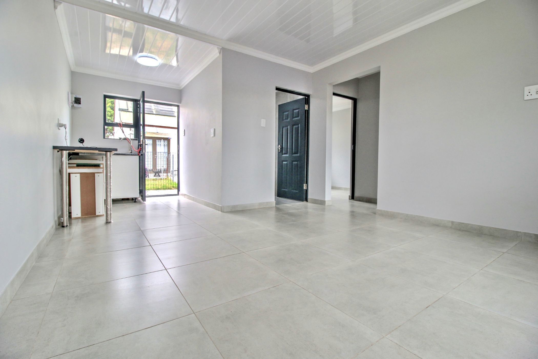 Apartment to rent in Bothasig - 1PLA1732348