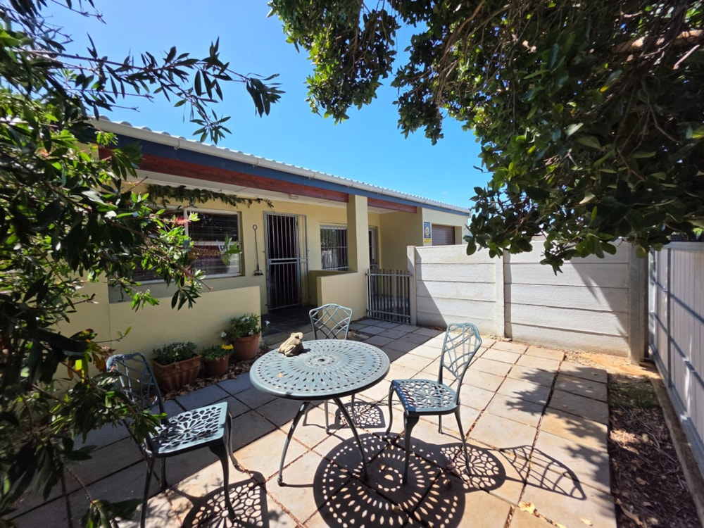 House for sale in Kleinmond - KN1733771