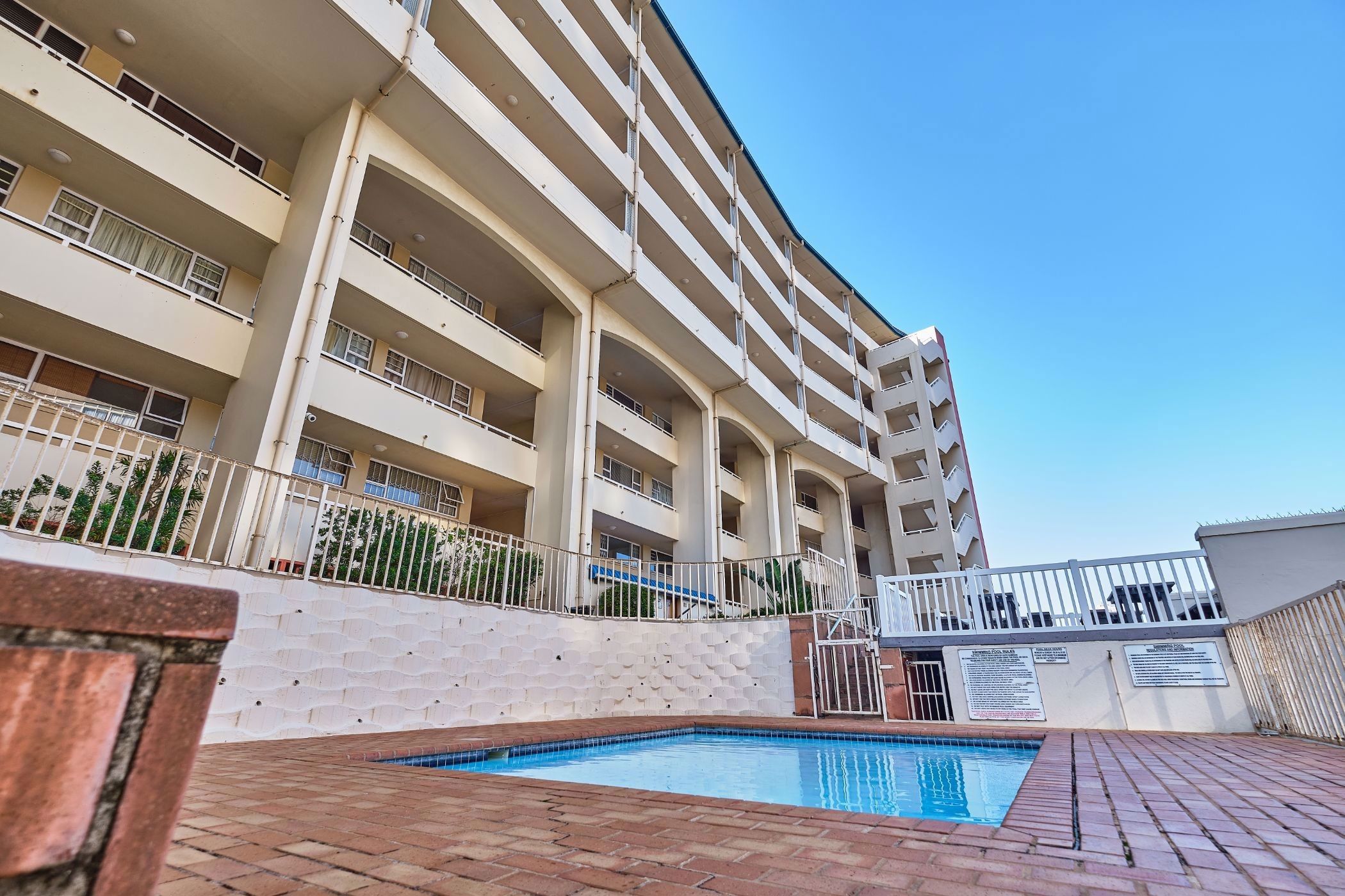 Apartment to rent in Amanzimtoti - 1WB1733025