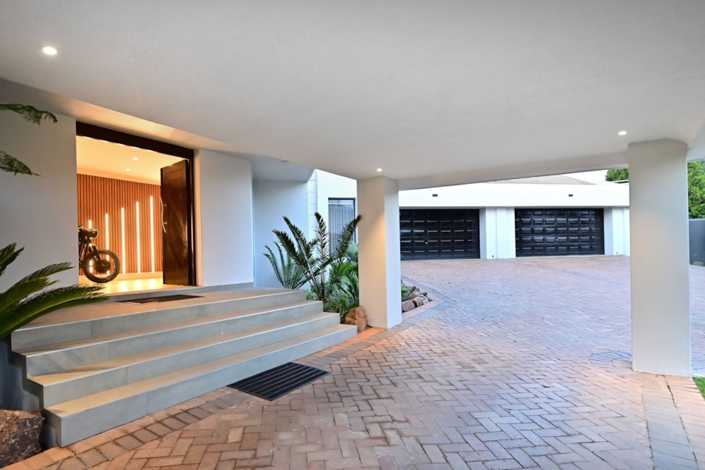 Double-storey house for sale in Kyalami Estates - MR1732109 Double-storey house for sale in Kyalami Estates - MR1732109