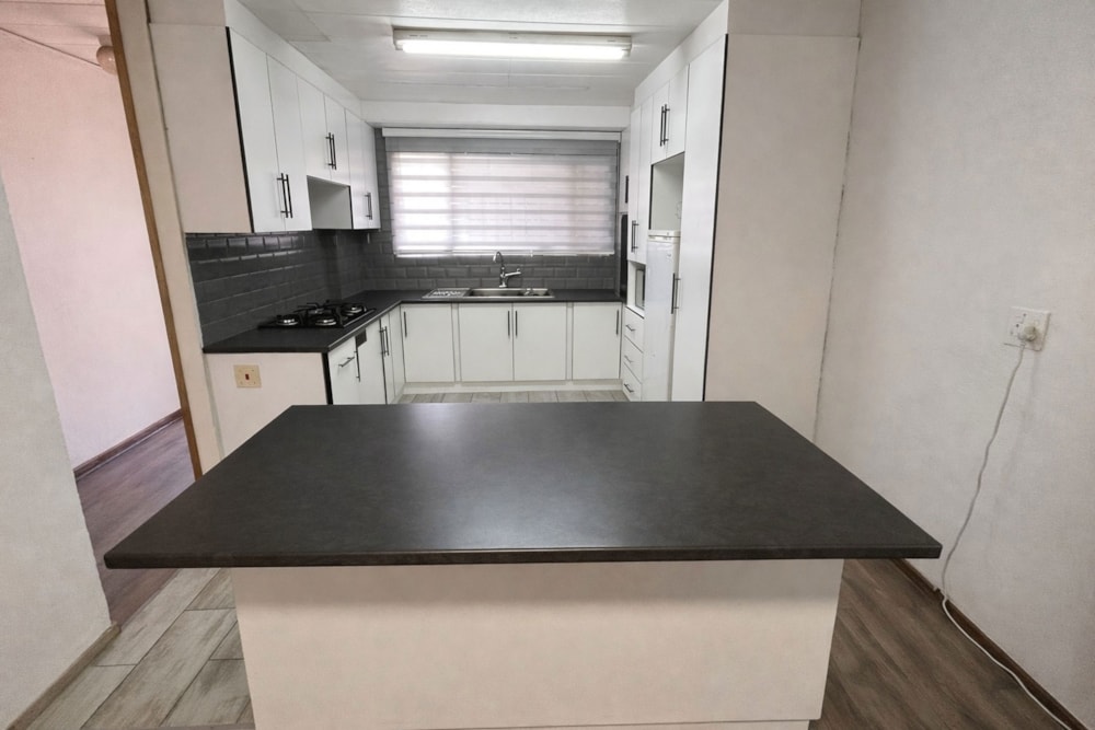 Apartment for sale in Bloemfontein Central - 1BX1729441