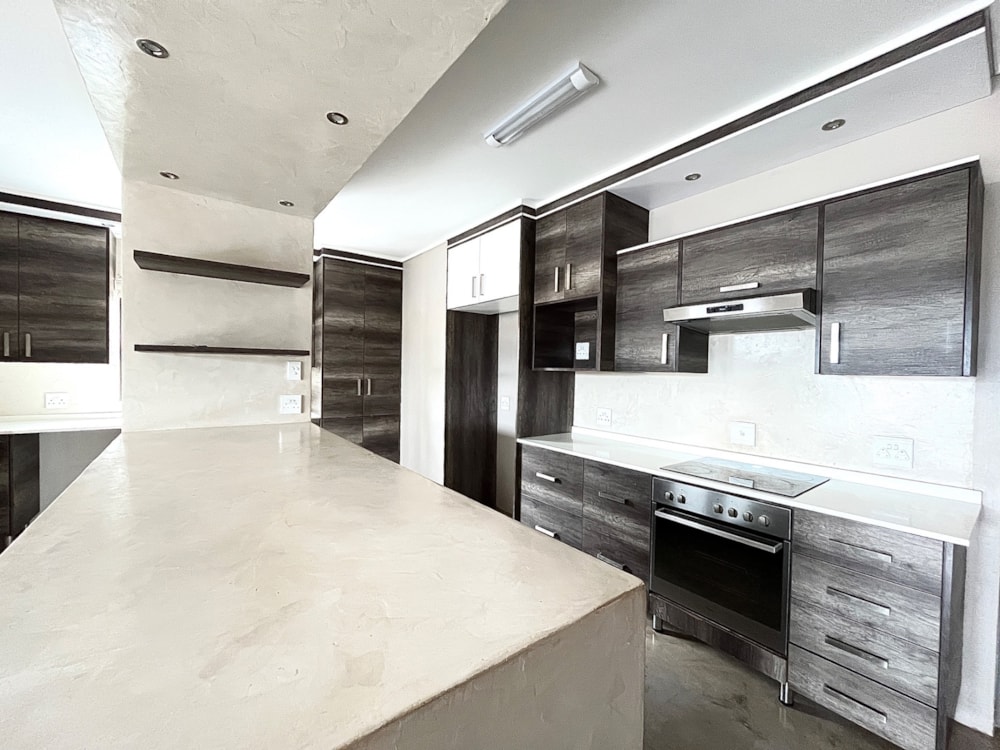 Townhouse for sale in Bendor Park - 1PS1734062