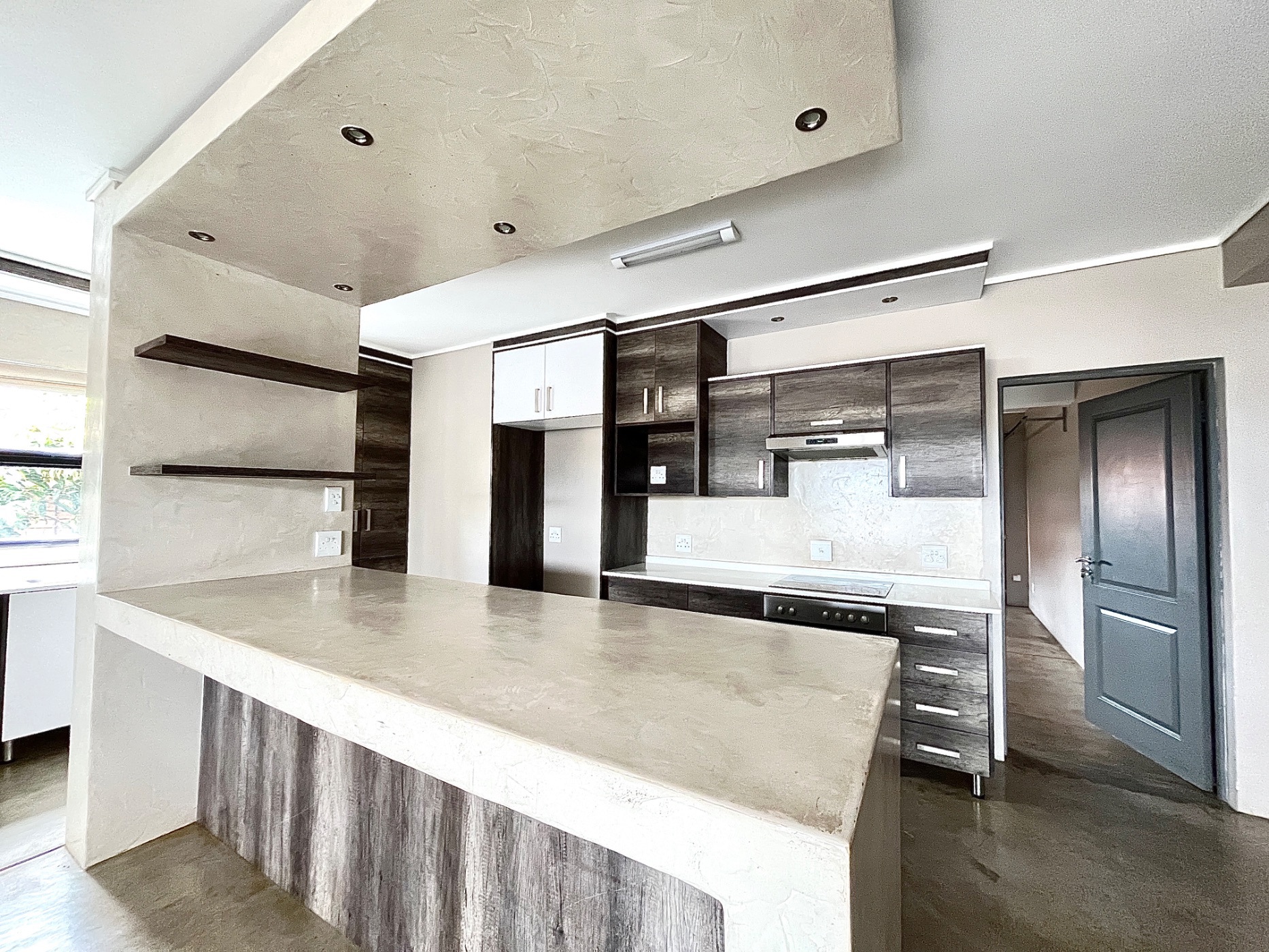 Townhouse for sale in Bendor Park - 1PS1734062