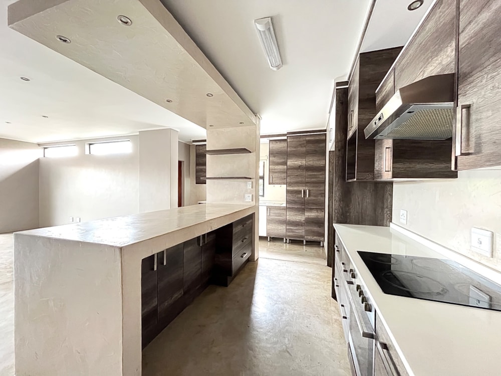 Townhouse for sale in Bendor Park - 1PS1734062