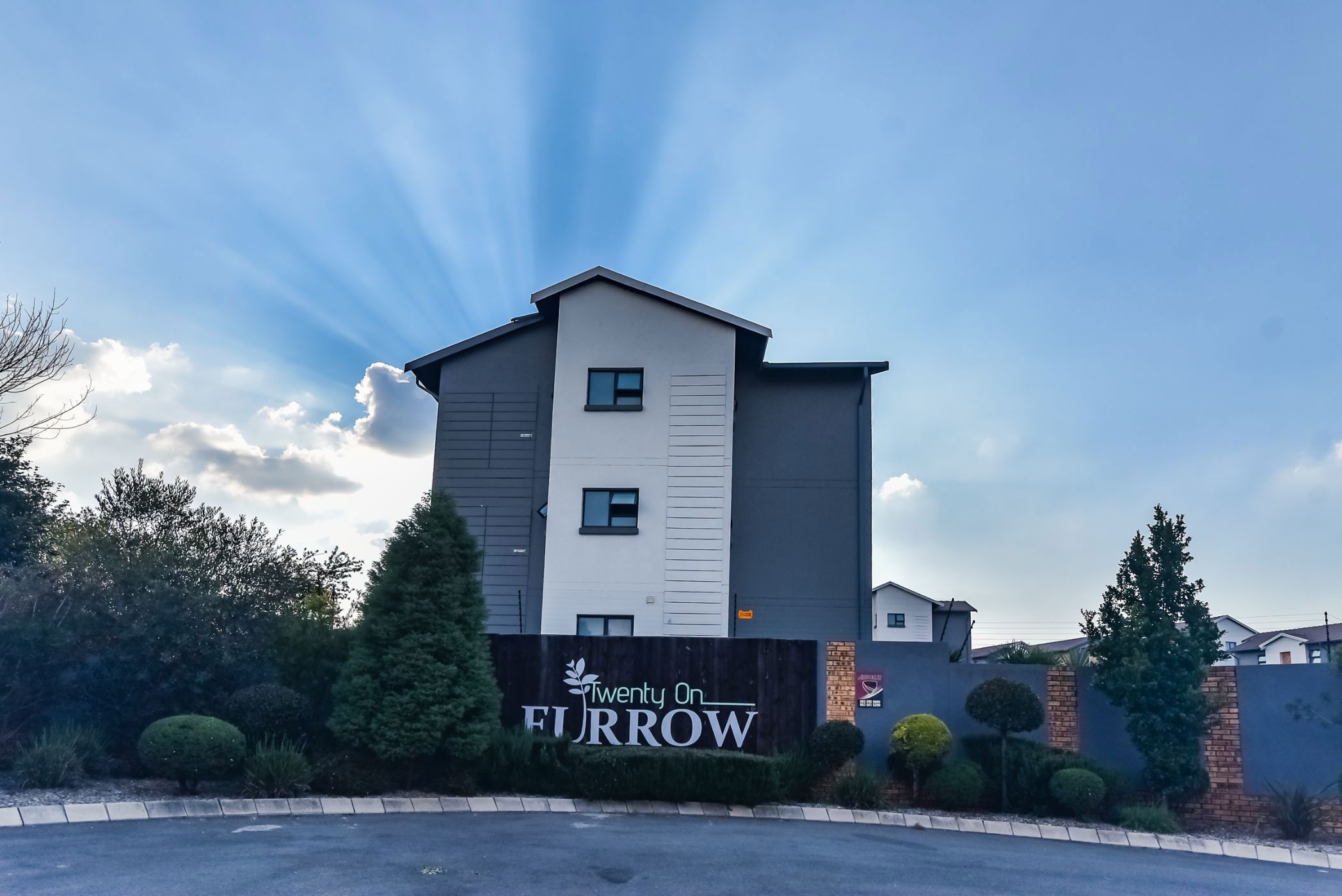 Apartment for sale in Homes Haven - 1KR1735518