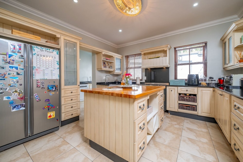 House for sale in Pinehaven - 1KR1735366