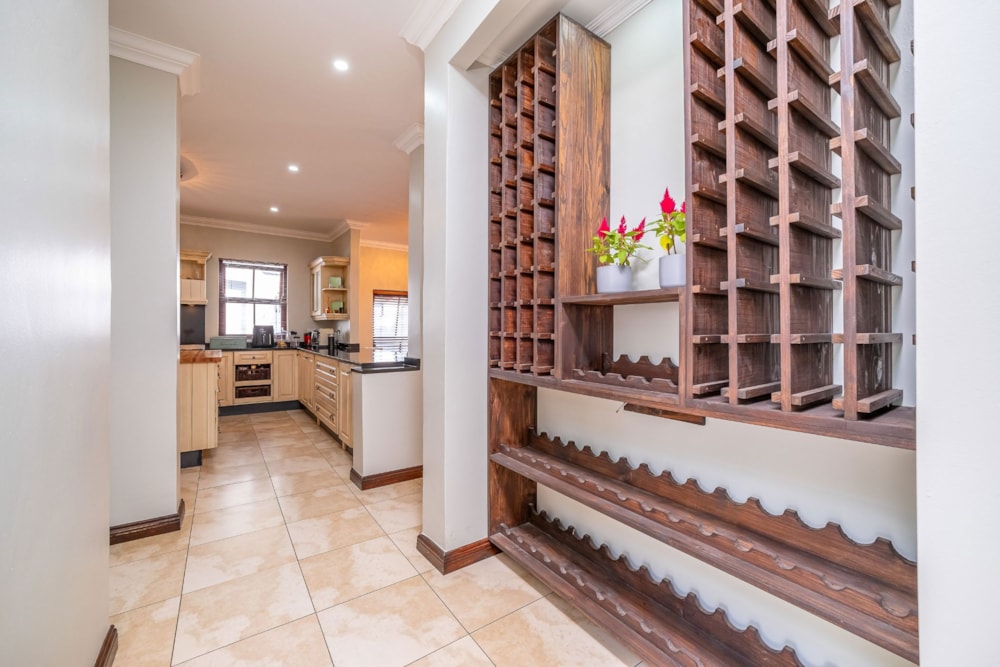 House for sale in Pinehaven - 1KR1735366