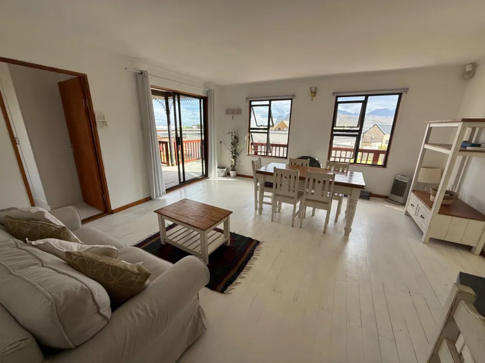 Cottage sold in Pringle Bay - KN1732704 Cottage sold in Pringle Bay - KN1732704