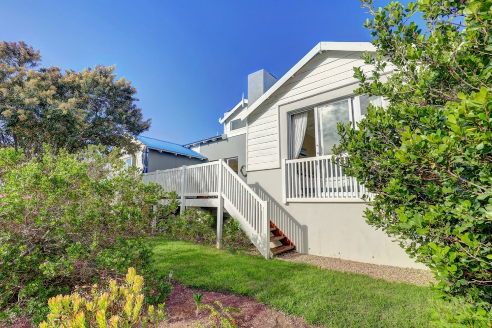 House sold in Pinnacle Point Golf Estate - 1MB1732480