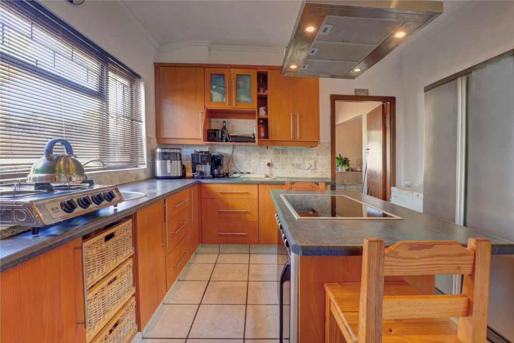 House for sale in Mossel Bay Central - 1MB1734572