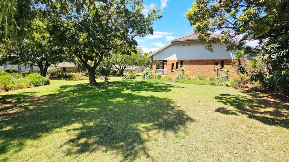 House let in Lydenburg (Mashishing) - 1LY1733384 House let in Lydenburg (Mashishing) - 1LY1733384