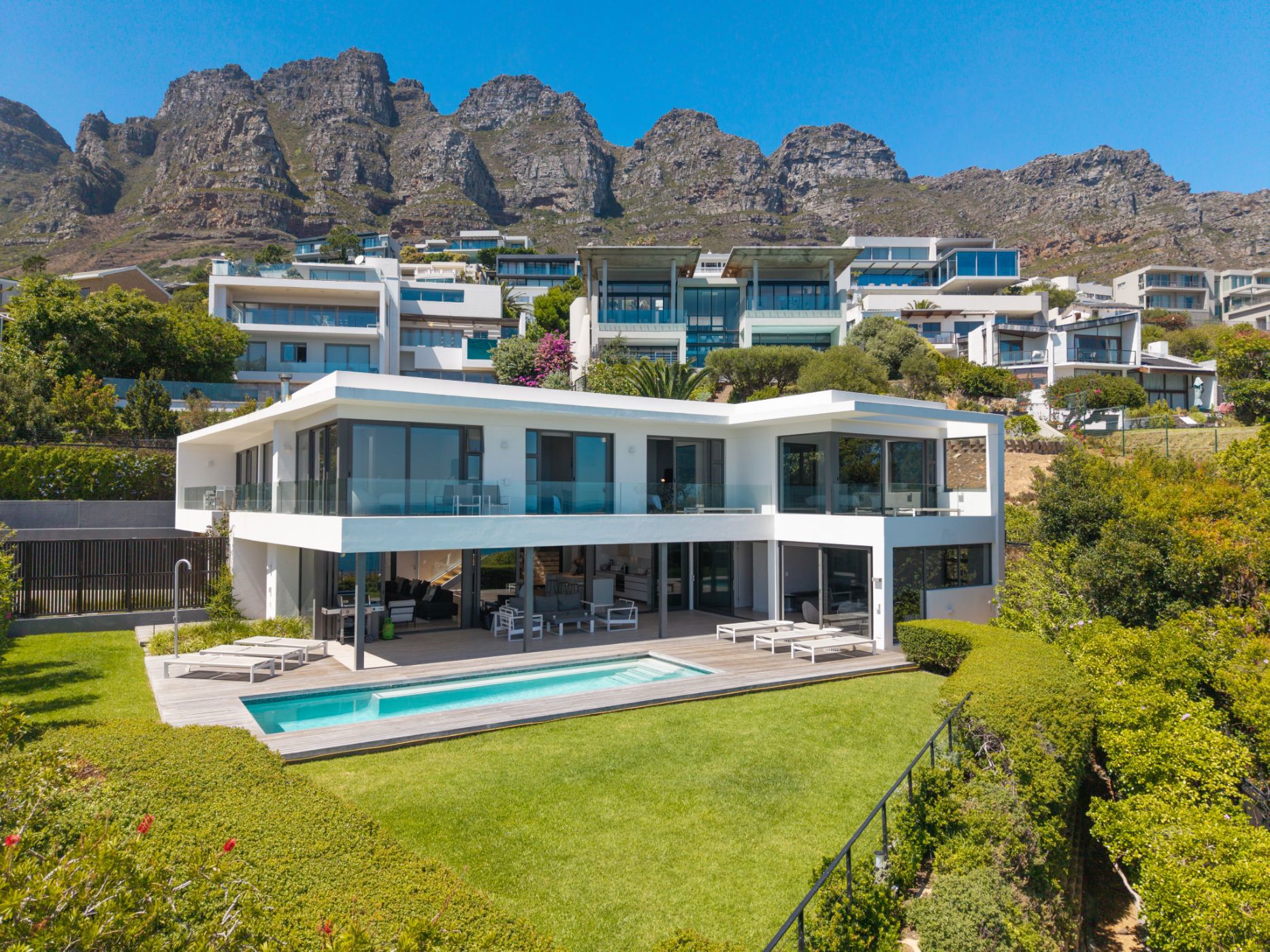 House for sale in Camps Bay - AS1731974